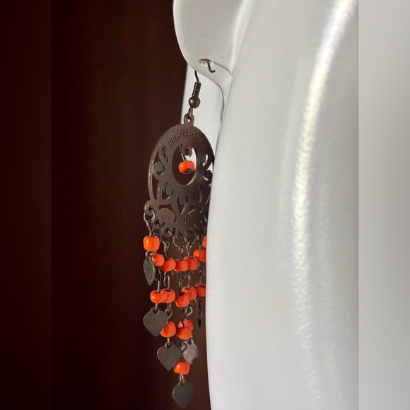 3/$15 - Vintage Bronze Filigree Earrings with Orange Beads - Picture 4 of 7